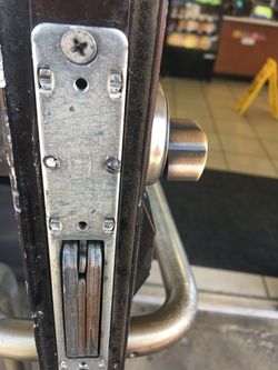 Commercial Dead Bolt